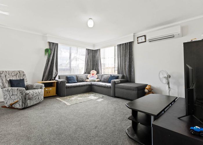  at 1 / 5 Norfolk Place, Papatoetoe, Manukau City, Auckland