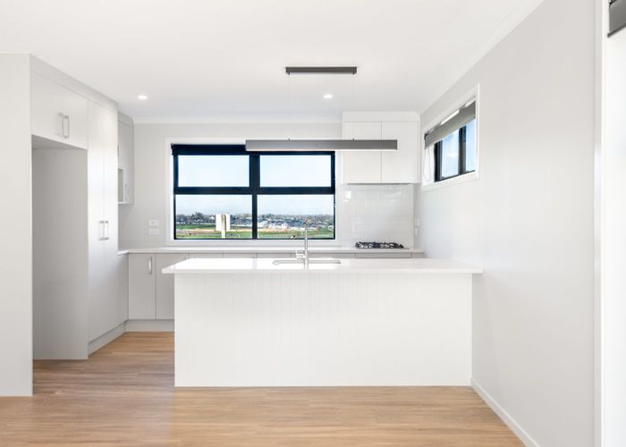  at 60 Scenic Rise, Rototuna North, Hamilton