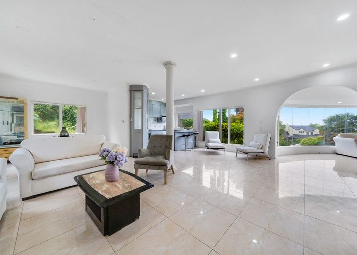  at 13 San Martin Place, Goodwood Heights, Manukau City, Auckland