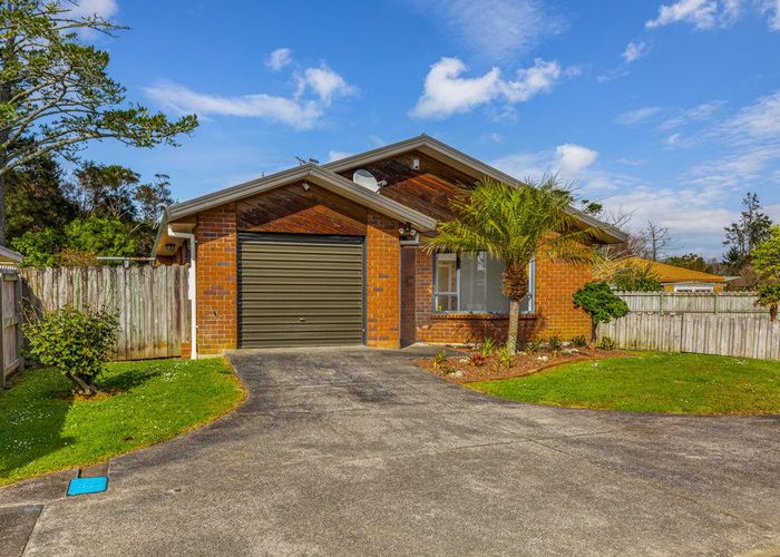  at 37 Waimoko Glen, Swanson, Auckland
