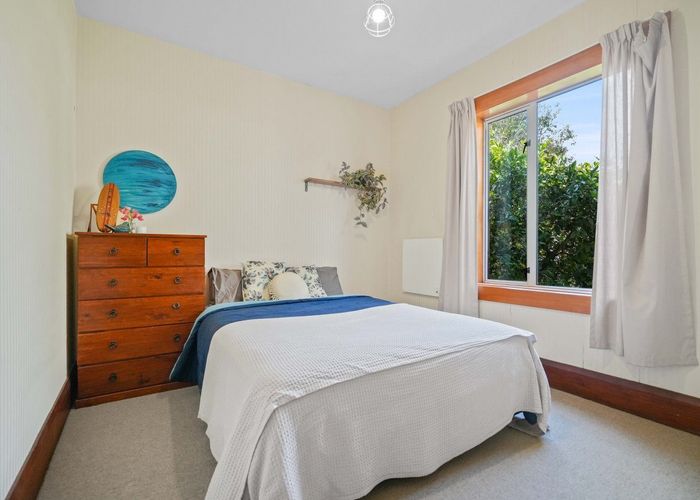  at 25 Frankleigh Street, Somerfield, Christchurch