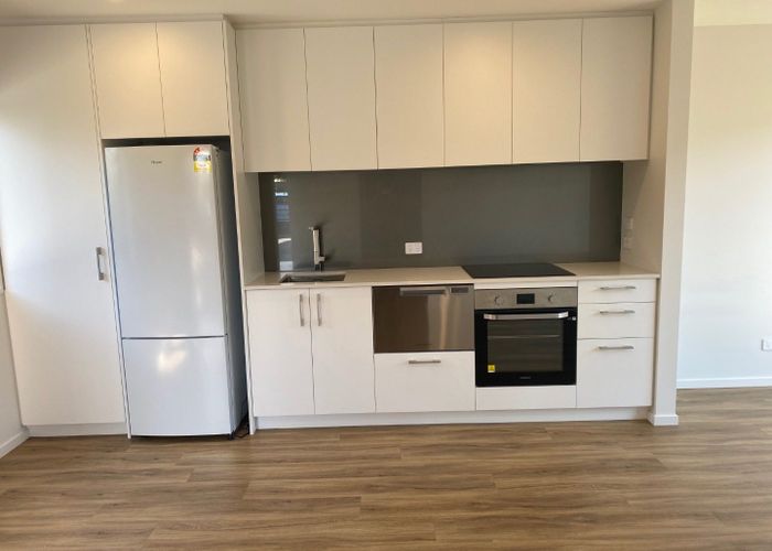  at 2/515 Worcester Street, Linwood, Christchurch