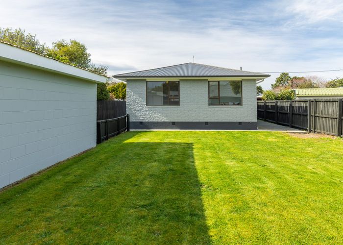  at 330 Keyes Road, New Brighton, Christchurch City, Canterbury