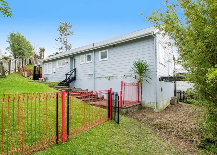  at 98 John Downs Drive, Browns Bay, North Shore City, Auckland