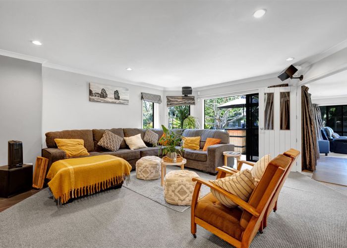  at 86B Barrett Road, Whalers Gate, New Plymouth
