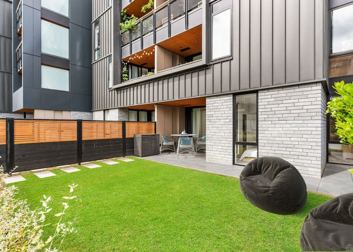  at 111/64 Victoria Street, Onehunga, Auckland
