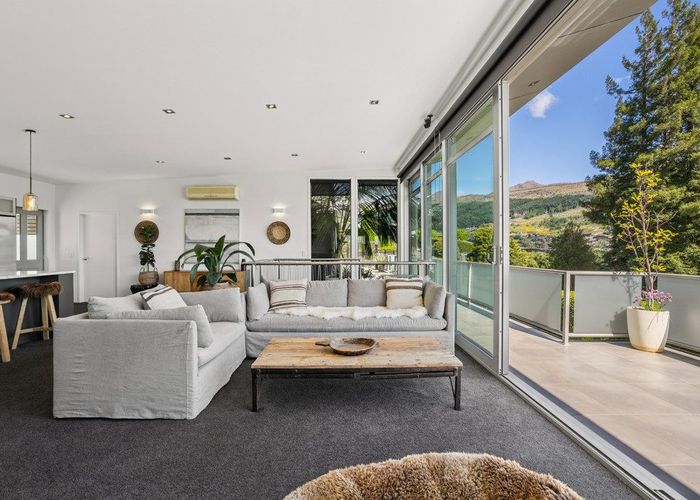  at 18A Loop Road, Kelvin Heights, Queenstown-Lakes, Otago