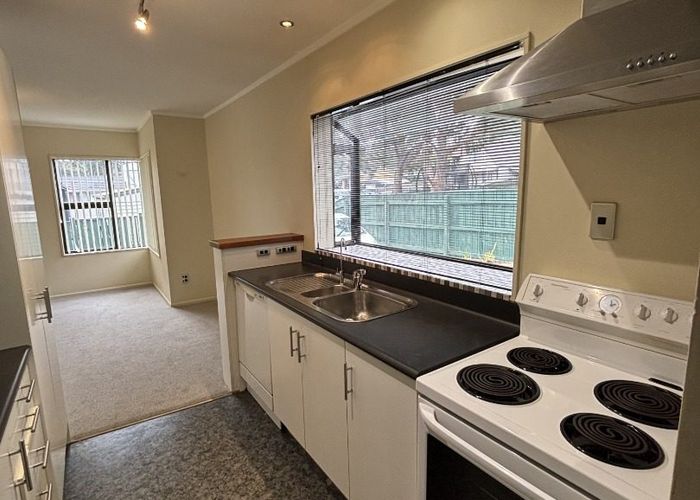  at 9 Monarch Grove, Maoribank, Upper Hutt, Wellington