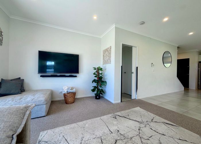  at 43 Pepene Ave, Takanini, Papakura, Auckland