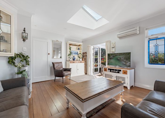  at 376A Devonport Road, Avenues, Tauranga, Bay Of Plenty