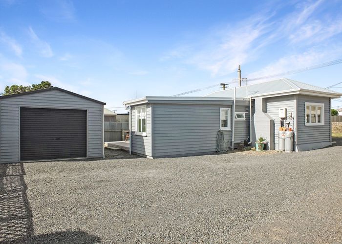  at 15 Roore Street, Foxton Beach, Horowhenua, Manawatu / Whanganui