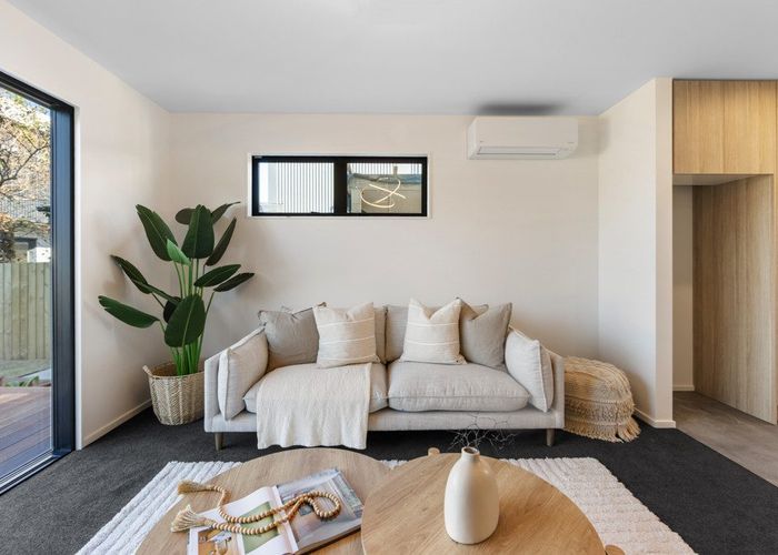  at 1/60 Division Street, Riccarton, Christchurch City, Canterbury