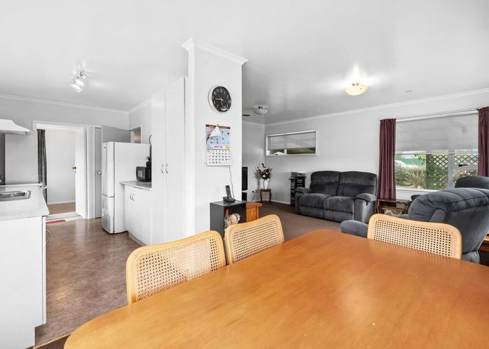  at 4 Manuka Terrace, Mangakino