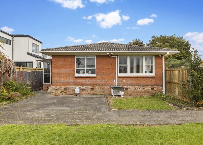  at 9 & 9A Omagh Avenue, Papatoetoe, Manukau City, Auckland