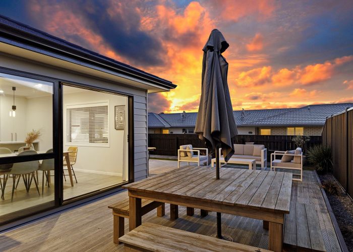  at 53 Buddle Road, Wallaceville, Upper Hutt