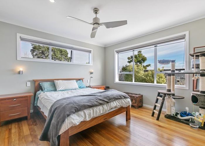  at 8 Juliet Ave, Howick, Manukau City, Auckland