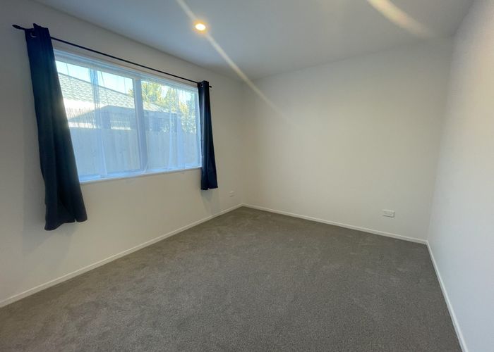  at 47d Riverton Drive, Randwick Park, Manukau City, Auckland