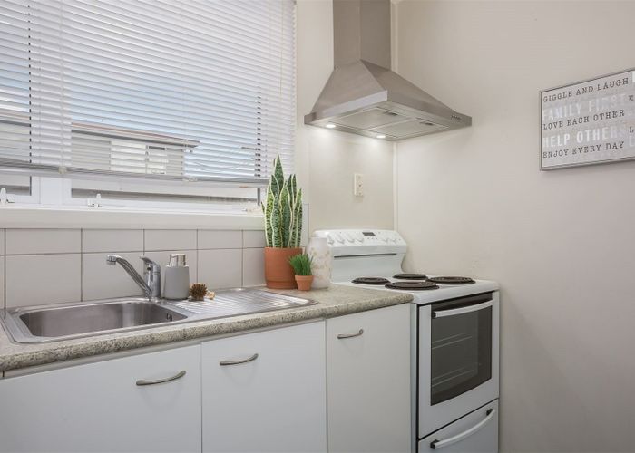  at 5/15 Mudie Street , Alicetown, Lower Hutt, Wellington