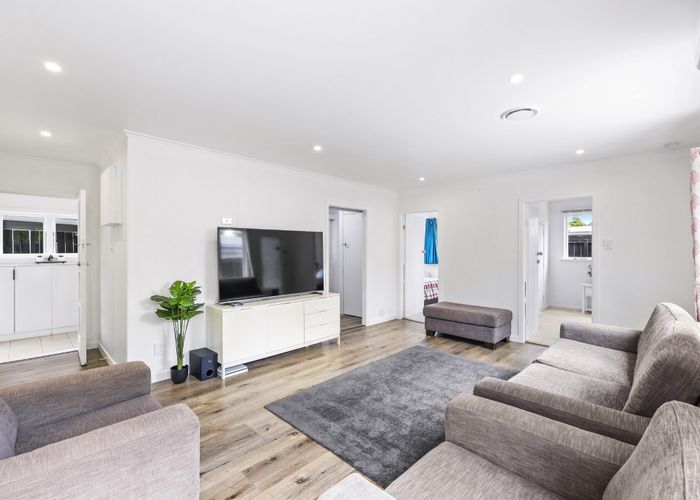  at 2/176 Henderson Valley Road, Henderson Valley, Waitakere City, Auckland