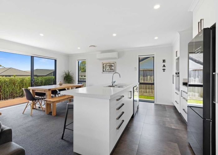  at 21 Trans Tasman Way, Pyes Pa, Tauranga