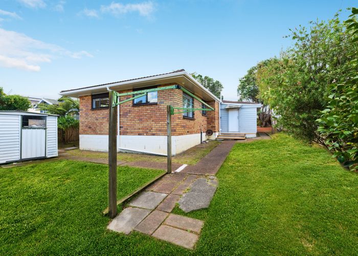 at 1/294 Great North Road, Henderson, Auckland