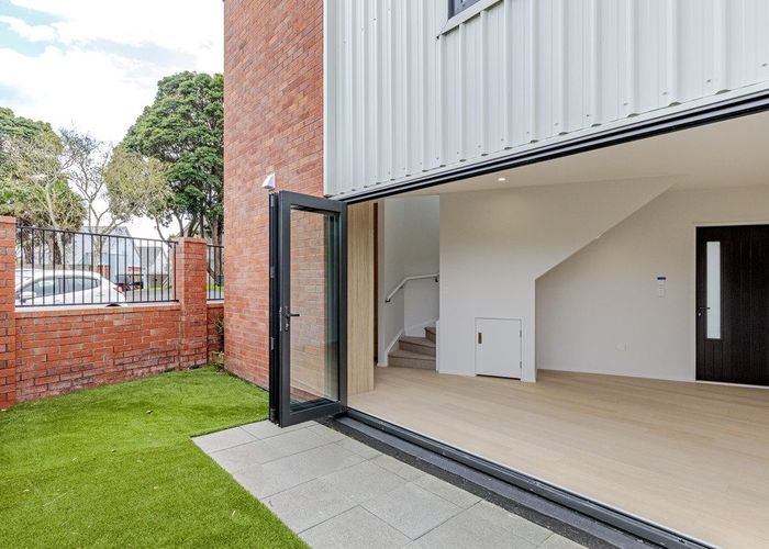  at 1/124 Taylors Road, Mount Albert, Auckland City, Auckland