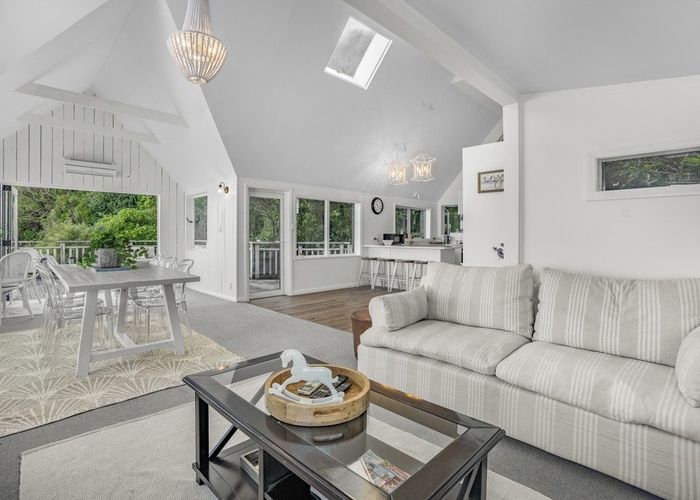  at 502 Marine Drive, Eastbourne, Lower Hutt, Wellington