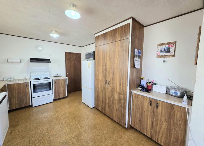  at 8 Girvan Street, Oamaru, Waitaki, Otago