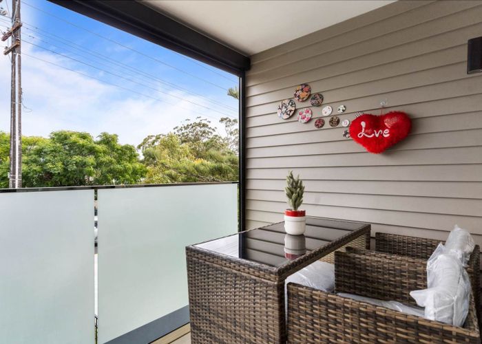  at 3/237 Swanson Road, Henderson, Waitakere City, Auckland