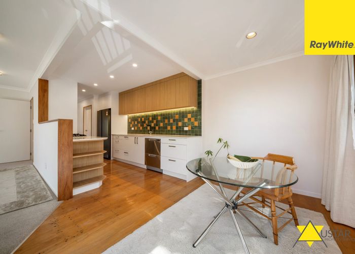  at 864 West Coast Road, Waiatarua, Waitakere City, Auckland