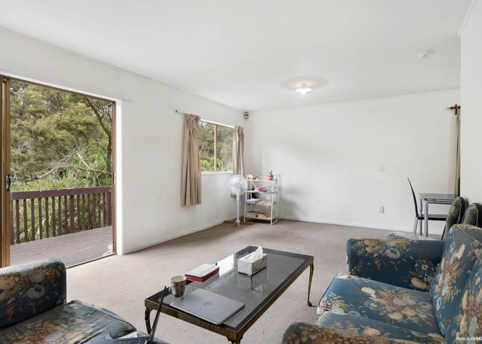  at 58 Easton Park Parade, Glenfield, Auckland