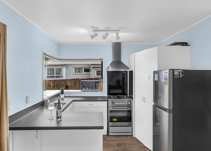  at 1/453 Richardson Road, Mount Roskill, Auckland