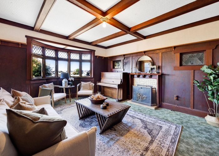  at 4 Kitchener Terrace, Moturoa, New Plymouth, Taranaki