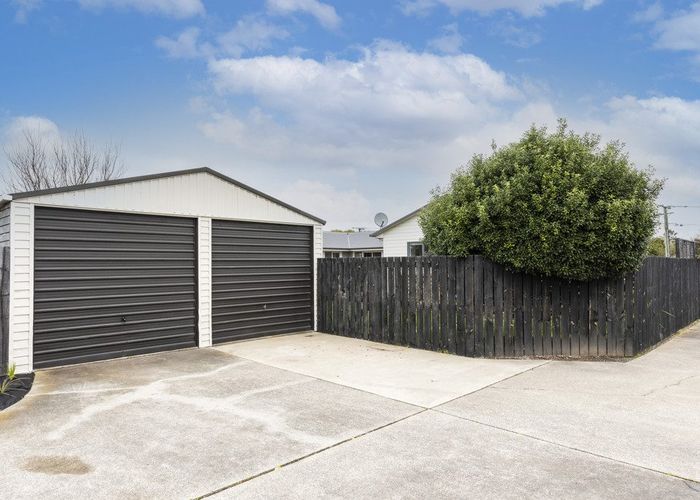  at 33 Ottawa Road, Wainoni, Christchurch City, Canterbury
