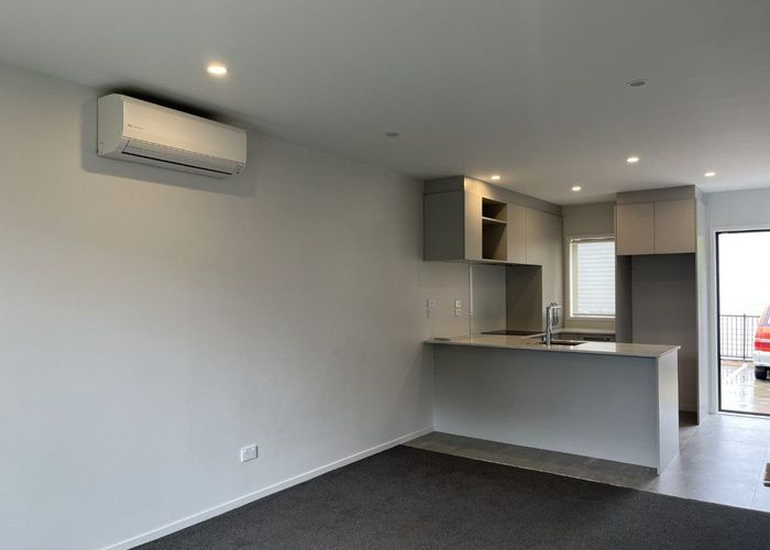  at 3/47 Awaroa Road, Sunnyvale, Auckland