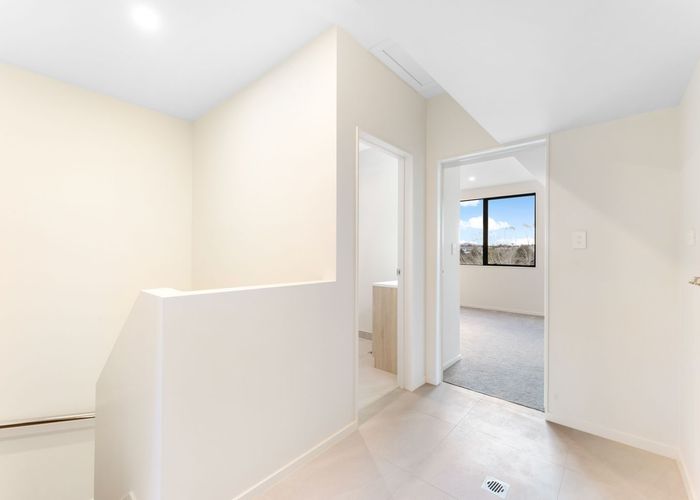  at 3/11 Seymour Road, Sunnyvale, Waitakere City, Auckland