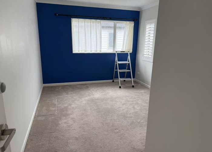  at 80 Admirals Court Drive, Greenhithe, North Shore City, Auckland