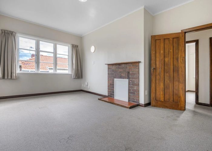  at 4 Massey Avenue, Greenlane, Auckland City, Auckland