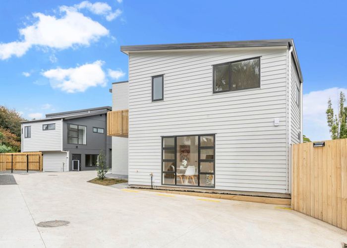  at Lot 11/15 Oakland Avenue, Papatoetoe, Manukau City, Auckland