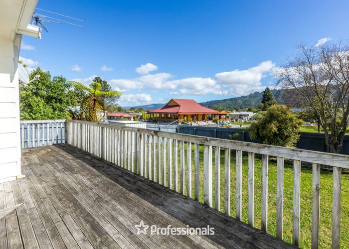  at 1 Monarch Grove, Maoribank, Upper Hutt