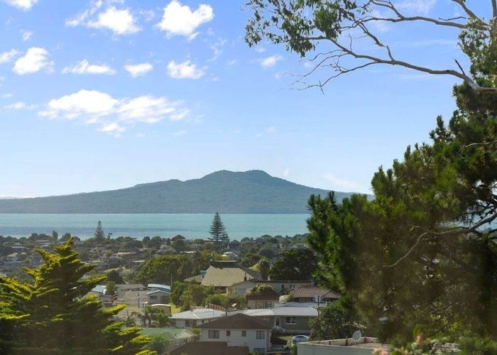  at 120 Sunrise Avenue, Mairangi Bay, Auckland