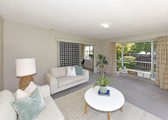  at 1/20 Glenharrow Avenue, Avonhead, Christchurch