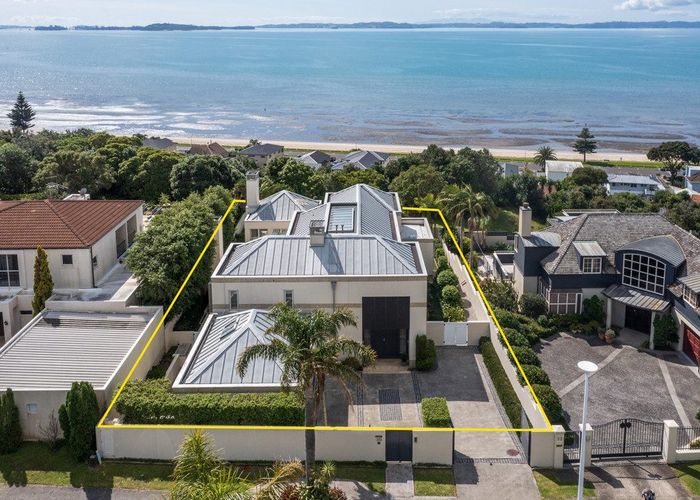  at 35 Quedley Court, Eastern Beach, Manukau City, Auckland