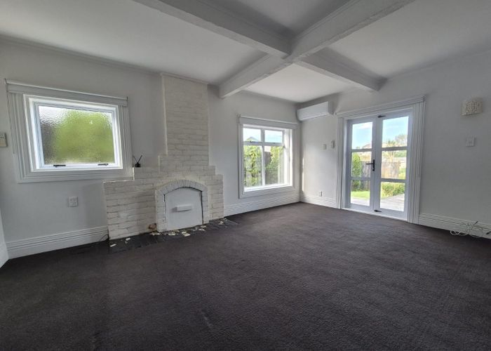  at 121 Bassett Road, Remuera, Auckland City, Auckland