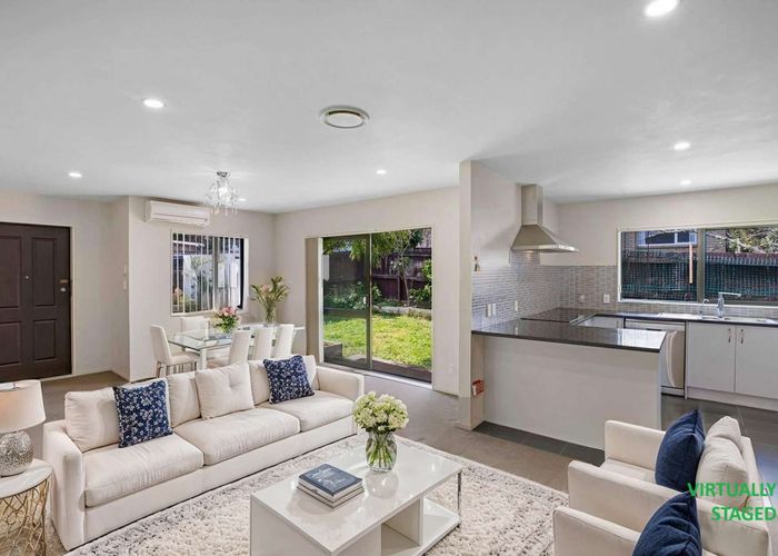  at 8 Sai Street, Flat Bush, Auckland