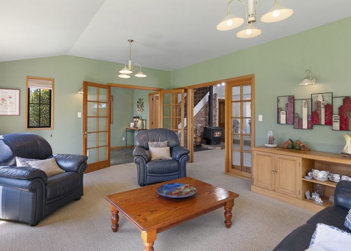  at 19B Kingham Place, Avonhead, Christchurch City, Canterbury