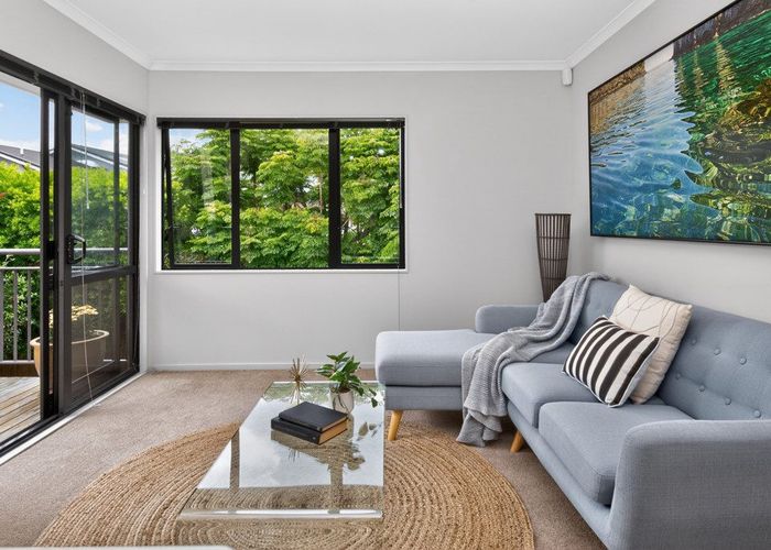  at 20B Vincent Street, Howick, Manukau City, Auckland