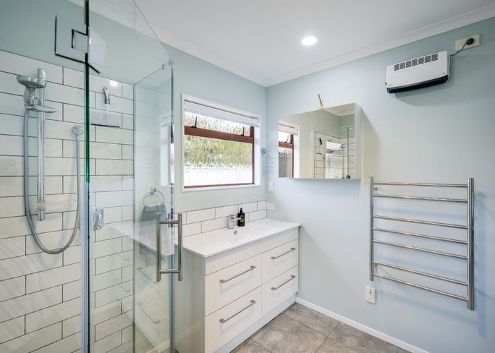  at 8 Gresham Place, Taradale, Napier, Hawke's Bay