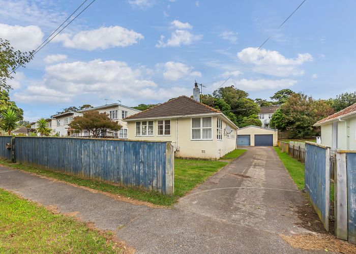  at 52 Mungavin Avenue, Ranui, Porirua