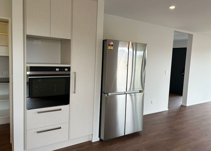  at 18 Lorenzos Lane, Halswell, Christchurch City, Canterbury